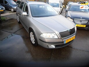 Skoda Octavia Combi 1.6 Ambiente