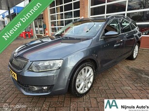 Skoda Octavia Combi 1.6 TDI Elegance Businessline DSG