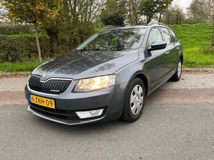 Skoda Octavia Combi , Navi, Pdc, Zuinig 1.6 TDI Greenline