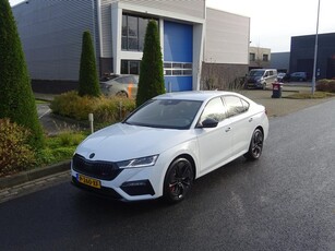 Skoda Octavia RS iV PHEV Standkachel HUD Canton 100% Onderhouden