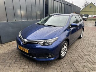 Toyota Auris Touring Sports 1.2T Energy