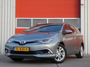 Toyota Auris Touring Sports 1.8 Hybrid Executive/ lage km/