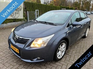 Toyota Avensis 1.8 VVTi SDN Business ECC CRUISE NAVI TREKH