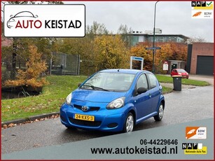 Toyota Aygo 1.0-12V ACCESS 5-DEURS AIRCO/ 1 JAAR APK!