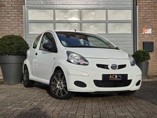 Toyota Aygo 1.0-12V Cool Airco (bj 2011)