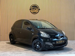 Toyota Aygo 1.0-12V Dynamic Navigator 5-DEURS, AIRCO, BJ