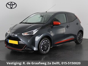 Toyota Aygo 1.0 VVT-i X-Play + Corel Red Pack Apple