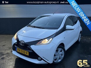 Toyota Aygo 1.0 VVT-i x-play Navigatie, Achteruitrijcamera