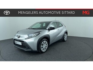 Toyota Aygo X 1.0 VVT-i MT first