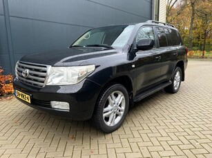 Toyota Land Cruiser V8 4.5 V8 D-4D Executive youngtimer