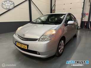 Toyota Prius 1.5 VVT-i Business KeylessDealer Auto!