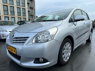 Toyota Verso 1.8 VVT-i Aspiration 7p. AUTOMAAT Airco Cruise