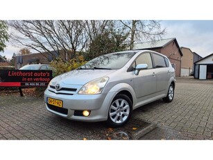 Toyota Verso 1.8 VVT-i Dynamic clima-cruise control-bj 2006