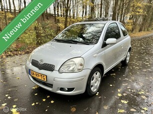 Toyota Yaris 1.3 VVT-i Sol -VOL AUTOMAAT -PANODAK -APK 07/25