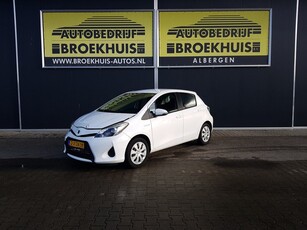 Toyota Yaris 1.5 Full Hybrid Aspiration (bj 2014)