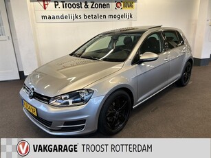 Volkswagen Golf 1.2 TSI Business Panoramadak Navigatie