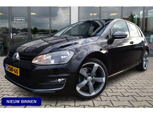 Volkswagen Golf 1.2 TSI Highline Cruise Control PDC