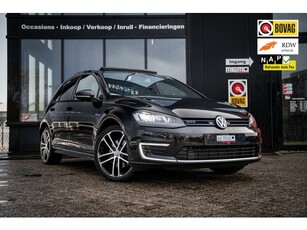 Volkswagen Golf 1.4 TSI GTE*PANO*CARPLAY*LEDER*CAMERA*TREKHK