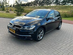 Volkswagen Golf 1.6 TDI 5D 7-DSG PANO R-LINE NAP 2017