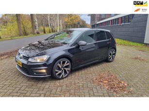 Volkswagen Golf 1.6 TDI Business Edition R 2016 AUTOMAAT