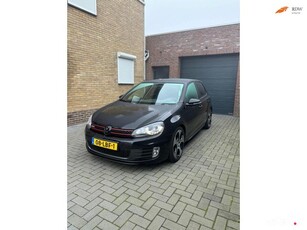 Volkswagen Golf 2.0 GTI