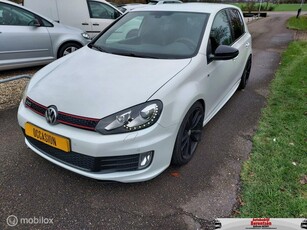 Volkswagen Golf 2.0 GTI Edition 35