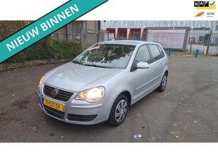 Volkswagen Polo 1.4-16V Comfortline