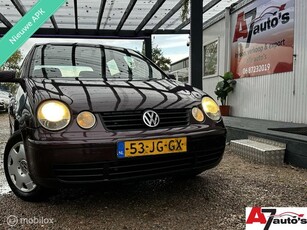 Volkswagen Polo 1.4-16V Nieuwe APK