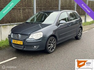 Volkswagen Polo 1.4-16V Sportline