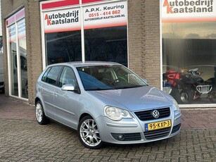 Volkswagen Polo 1.4-16V Trendline - Airco - Nieuwe Apk -