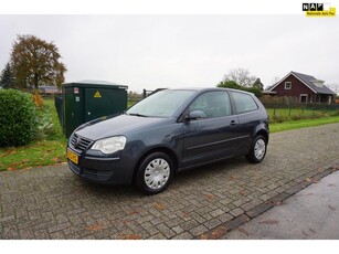 Volkswagen Polo 1.4-16V Turijn automaat AIRCO apk dec 2025