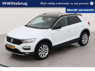 Volkswagen T-Roc 1.0 TSI 115pk Style Zwart dak / Navigatie