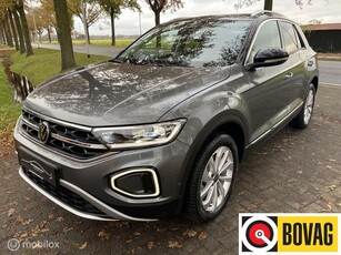 Volkswagen T-Roc 1.5 TSI Style I Trekhaak I Navigatie I