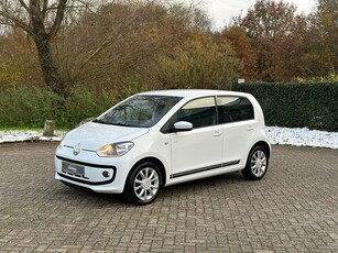 Volkswagen Up! 1.0 CLUB UP! 5DRS I NAVI I STOELVERWARMING I