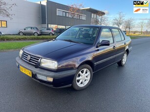 Volkswagen Vento 1.6 CL Atlantic NAP/APK/VELGEN