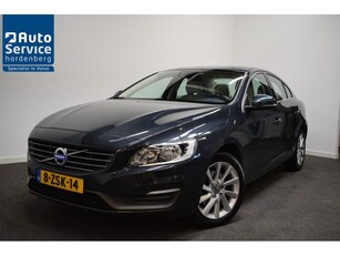 Volvo S60 1.6 T3 150pk Momentum Trekhaak/ Leer/ Stoelverw./