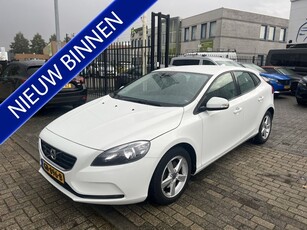 Volvo V40 1.6 T2 120pk Kinetic Climate-Cruisecontrol