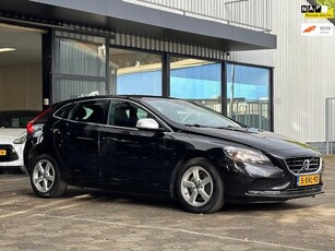 Volvo V40 1.6 T2 R-Design / 2014 / Navi / Cruise /