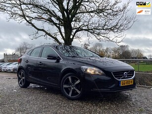 Volvo V40 1.6 T4 Momentum Automaat + Cruise + Clima +