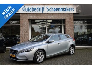 Volvo V40 2.0 T2 Momentum NAVI CRUISE RUIT+STOELVERWARMING