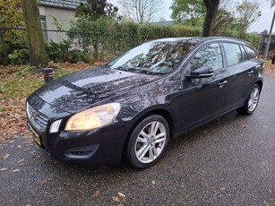 Volvo V60 1.6 DRIVe Momentum Navigatie Climate Control