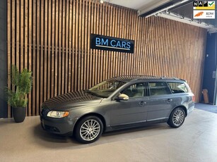 Volvo V70 2.0 Kinetic [bj 2009] AircoTrkhaakLeer