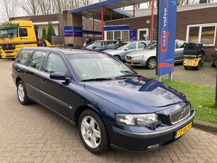 Volvo V70 2.4 170PK (bj 2003)