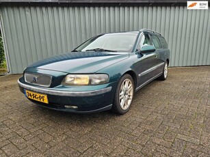 Volvo V70 2.4 Turbo 200Pk Handgeschakeld apk 12-04-2025