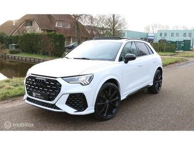 Audi RSQ3 2.5 TFSI Pano / B&O / RS sportuitlaat / Navi