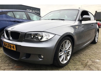 BMW 1-serie 118i Business Line Sport 143pk M-Sport Motor