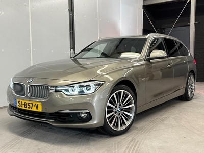 BMW 3-serie Touring 320i High Executive Luxury / LED / Navi