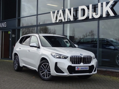 BMW X1 20i sDrive M Sportpakket Elek.Trekhaak Premium Pack.