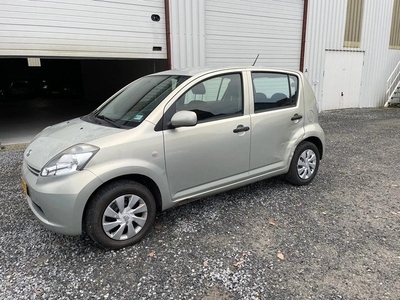 Daihatsu Sirion 2 1.3-16V Comfort (bj 2005)