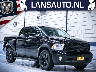 Dodge Ram 1500 Laramie Black Luchtvering 5.7L HEMI V8